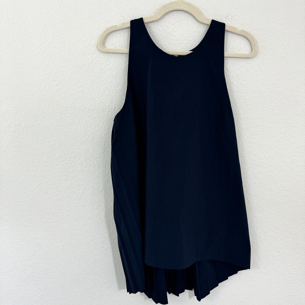 Athleta Womens Sojourn Sleeveless Tank Top Size M Active Pleats Blue
